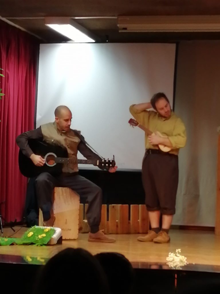 Dramatizações da "Viúva e o Papagaio" e "Pedro Alecrim" (foto 4 de 13)