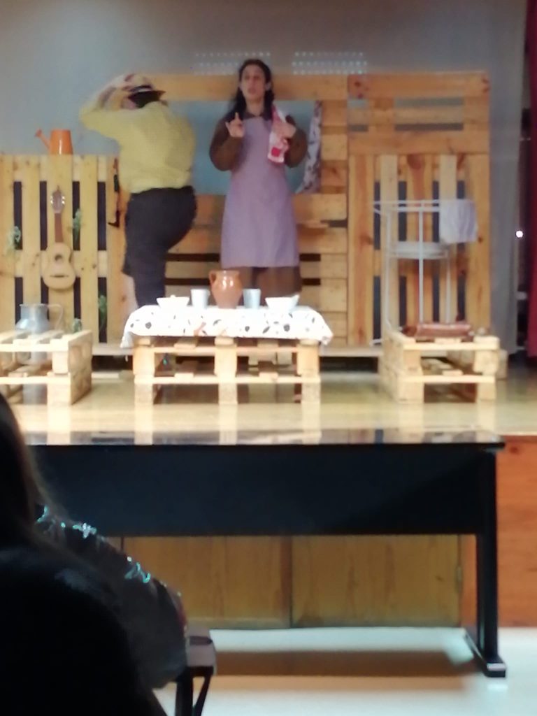 Dramatizações da "Viúva e o Papagaio" e "Pedro Alecrim" (foto 12 de 13)