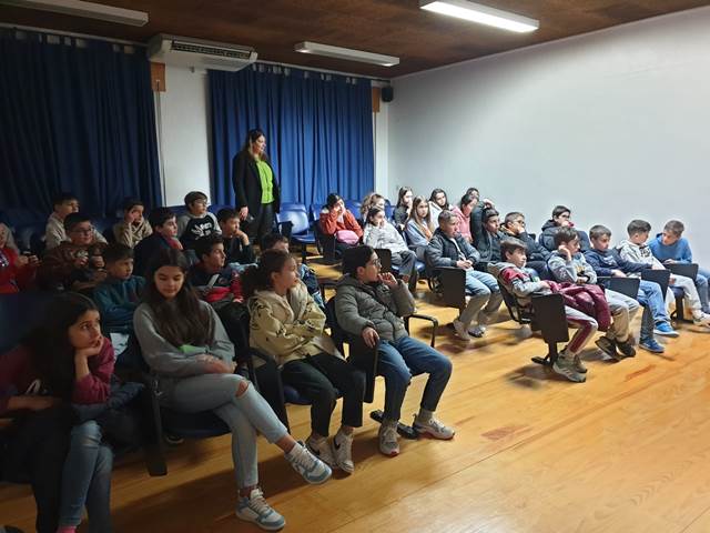 Navegas em segurança - Sessões de sensibilização (foto 3 de 10)