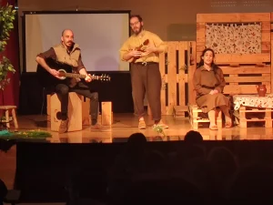 No dia 28/02 os alunos dos 5º e 6º anos assistiram a dramatizações realizadas pela Companh (foto 8 de 10)